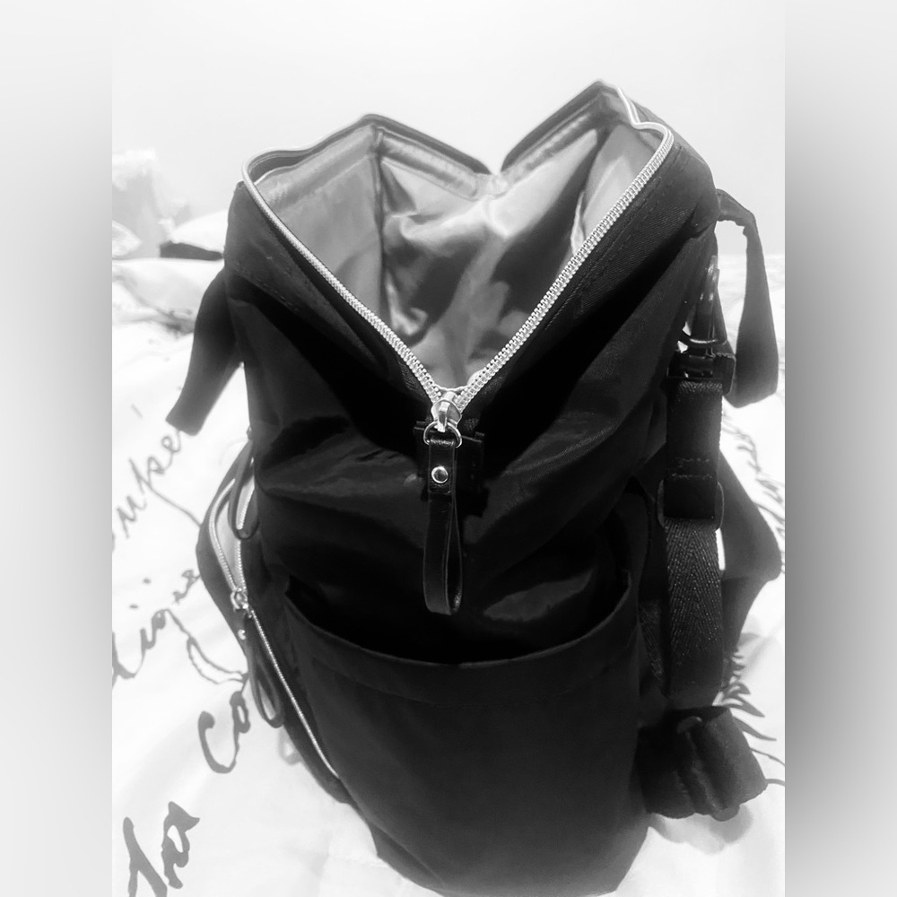 Skip Hop Black Diaper Bag - Picture 7 of 12